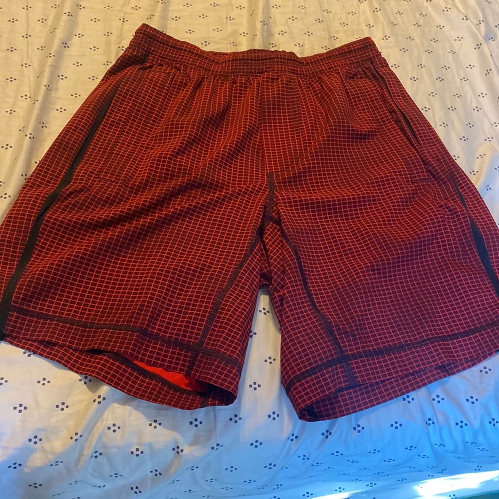 Linerless Pace Breakers 9” size medium lululemon